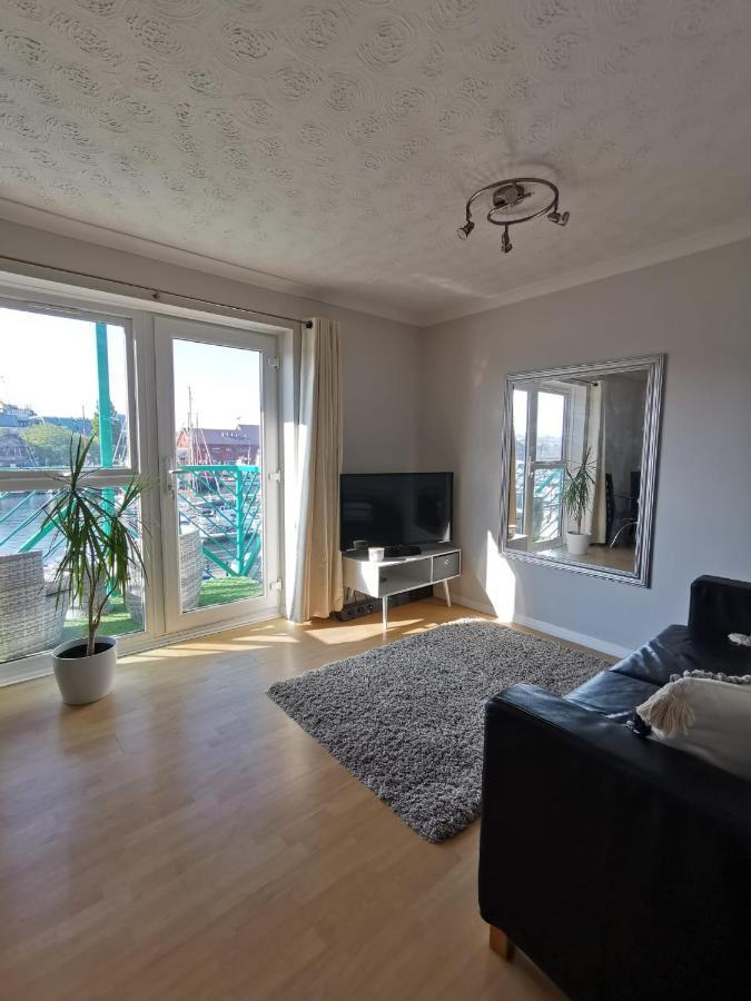 Apartment By The Beach Swansea Exterior photo